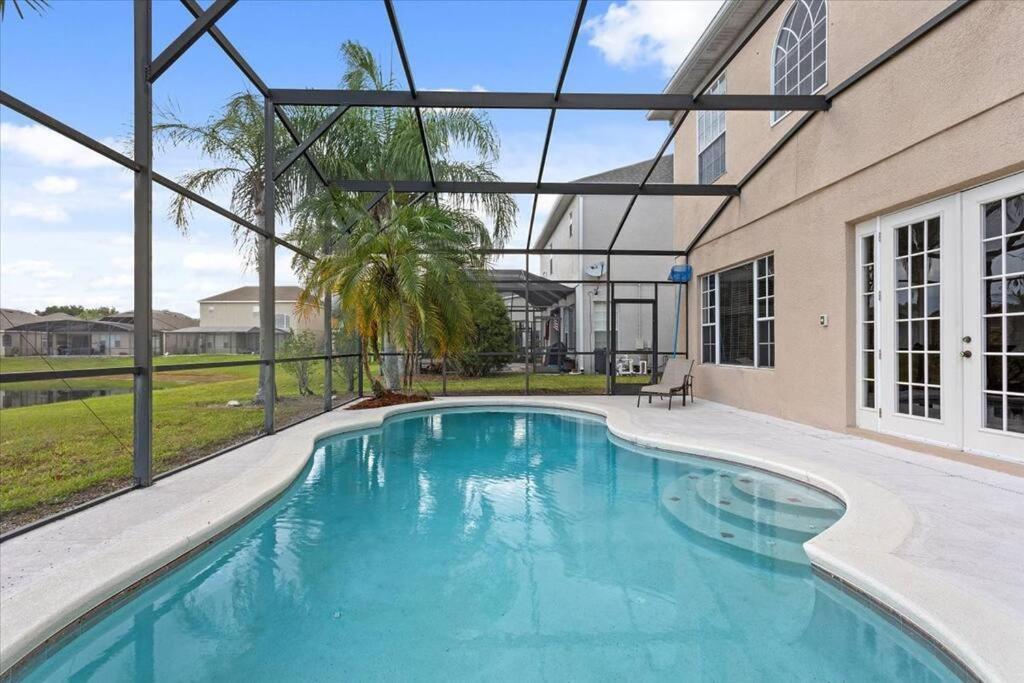 Long Stays! Lakefront - Gated Pool Home Orlando Exterior photo